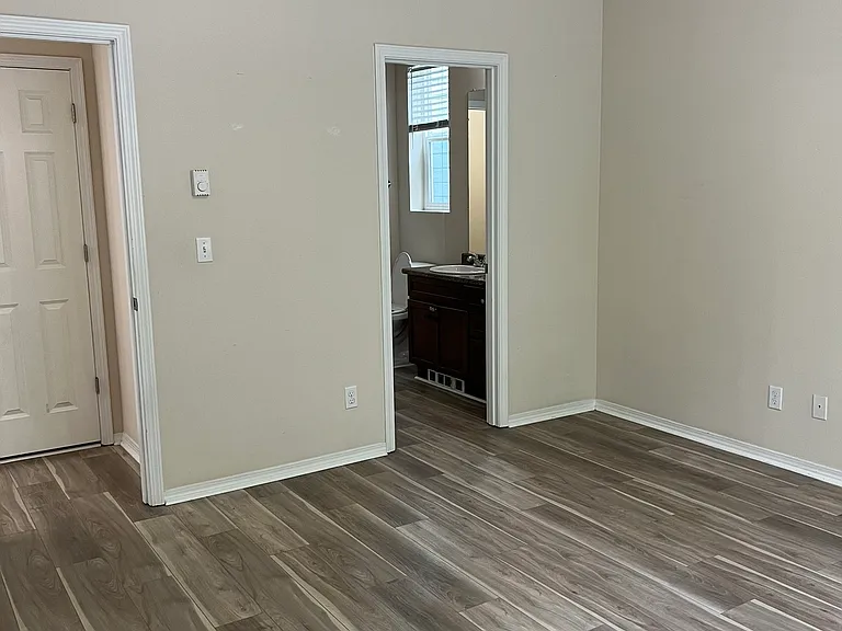 19428 Willet Ln NE — Photo 11