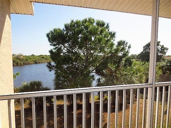 3rd image of 9650 Fiddlers Green Cir #4