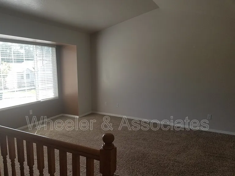 2604 W 4650 S — Photo 3