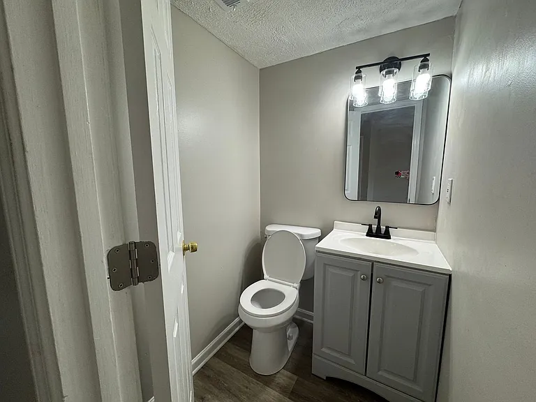 2704 Greystone Pl — Photo 15