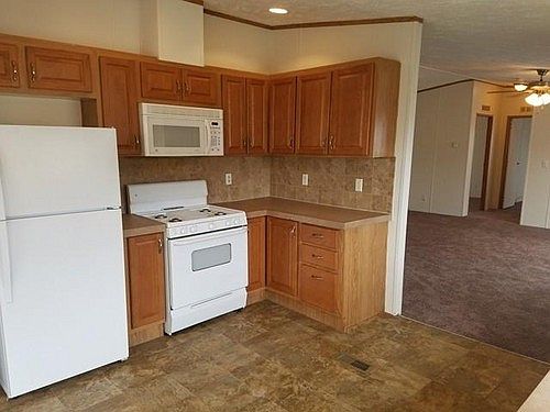 1st image of 11209 Chestnut Sq