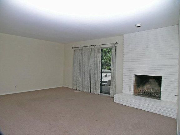 Living Room w/ Fireplace