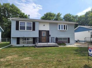 2013 E Le Fevre Rd, Sterling, IL 61081