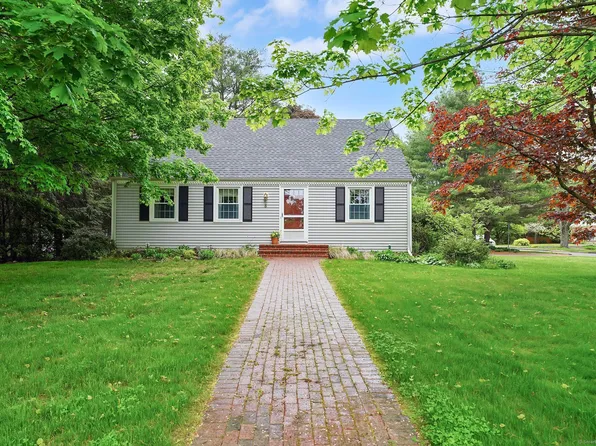 8 Twelve Acre Lane, Glastonbury, CT 06033