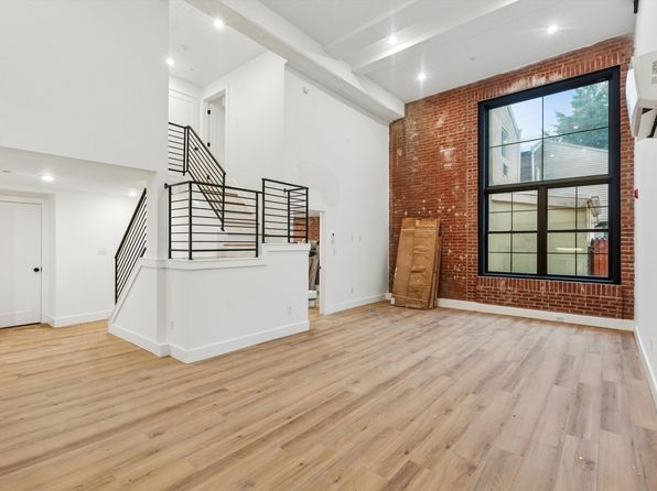 538 Federal St #8