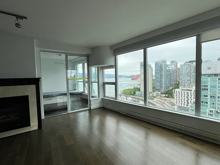 535 Nicola St #22XX — Photo 10