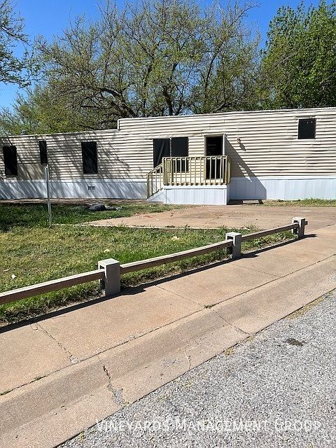 2nd image of 130 Evergreen Dr