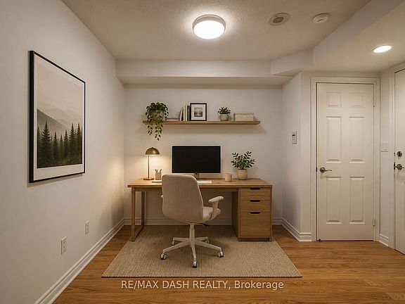 2nd image of 270 Wellington St W #802