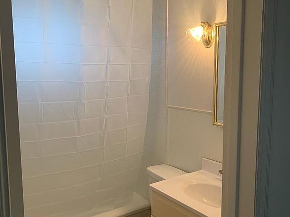 3rd image of 306 Atlantic Ave