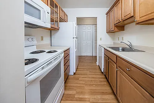 Clintwood Apartments — Photo 34