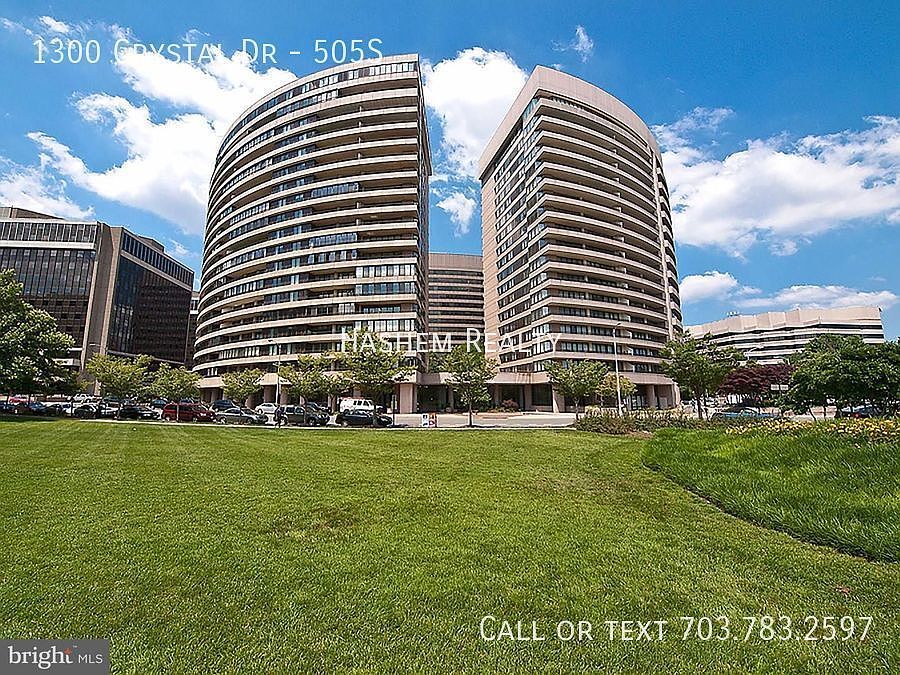 1st image of 1300 Crystal Dr APT 505S