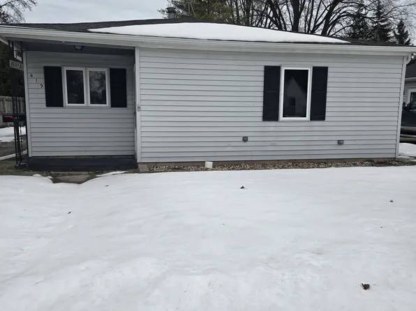 619 Roosevelt St, Neenah, WI 54956