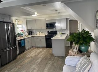 192 Crescent Pl, Yonkers, NY 10704