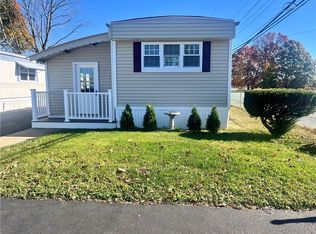 48 Lowell Ave, Pawtucket, RI 02861