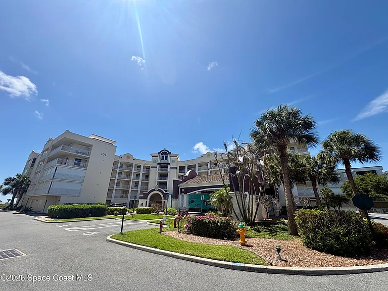 701 Solana Shores Dr #409 — Photo 2