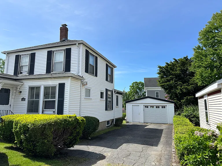 Single family house and garage