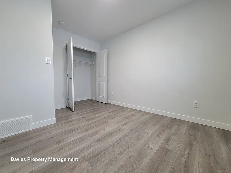 9475 Colak Ln SW — Photo 10