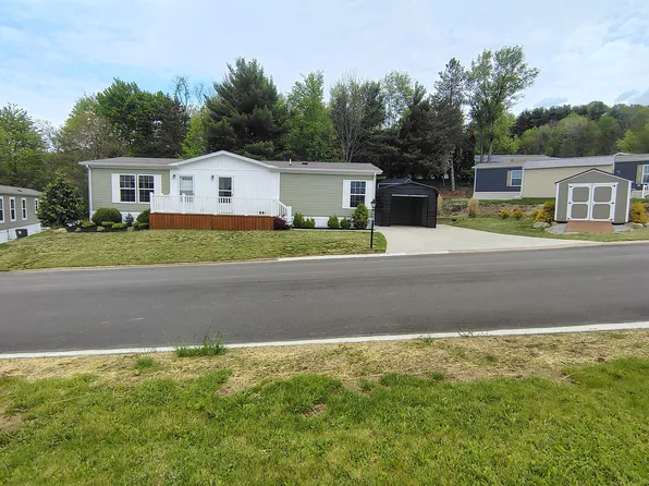 2409 Chelsea Dr #32, Canton, OH 44706