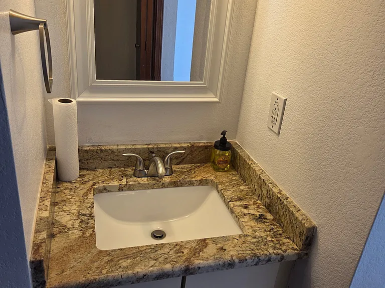 1802 Missouri Ave #B — Photo 4