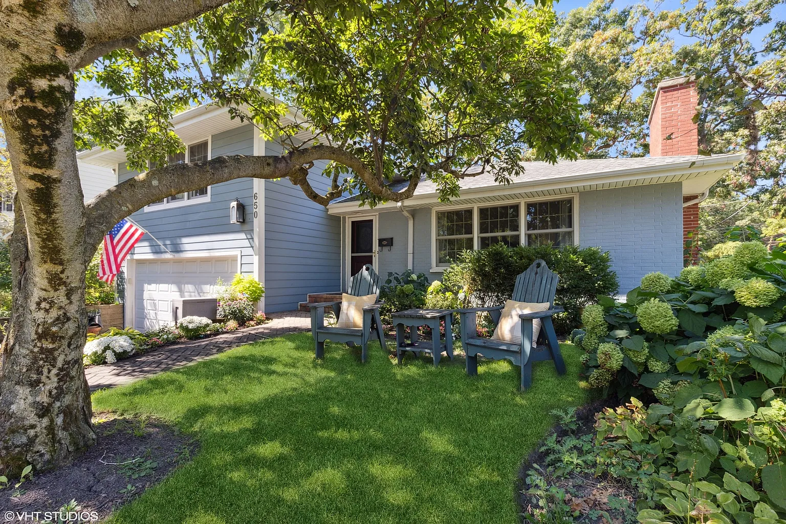 650 Garfield Ave photo 1