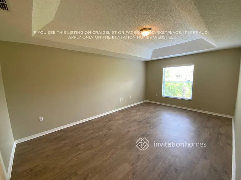 2759 Kingsdale Dr — Photo 5