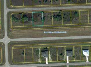 105 Carousel Ave, Labelle, FL 33935