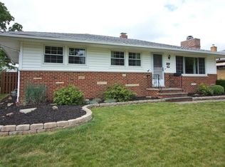 6880 Revere Rd, Parma Heights, OH 44130