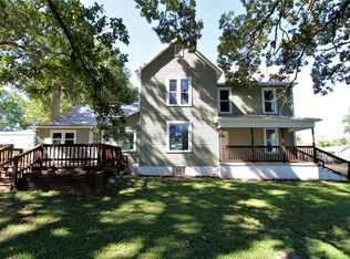 1121 Pine St, Bismarck, MO 63624