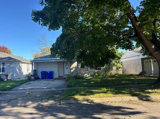 825 2nd Ave NE, Oelwein, IA 50662