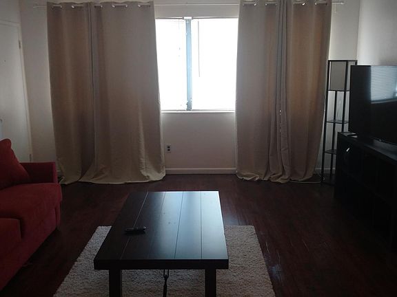 3rd image of 10000 E Bay Harbor Dr APT 17