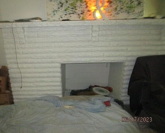 3rd image of 1743 Glendale Blvd