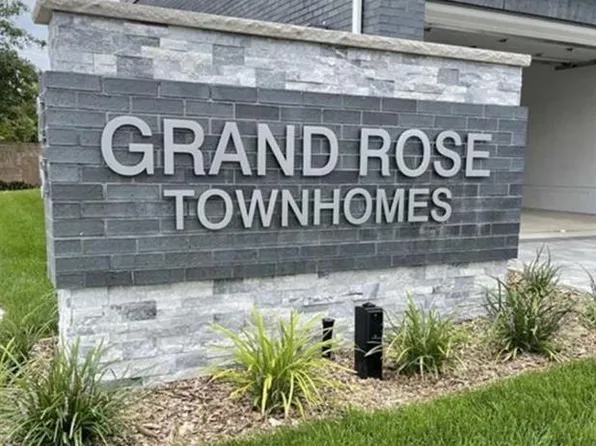 23 Legion Dr #104, Cresskill, NJ 07626