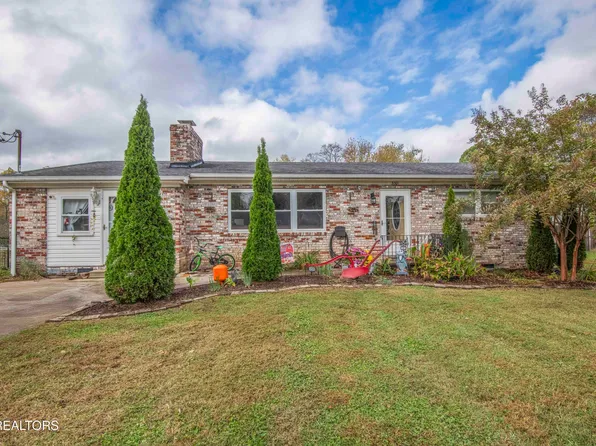 3301 Knox Ln, Knoxville, TN 37917