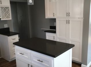 4819 Walnut Ave, Long Beach, CA 90807