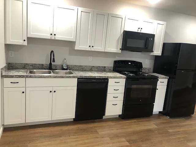 177 Woods Edge Rd — Photo 2