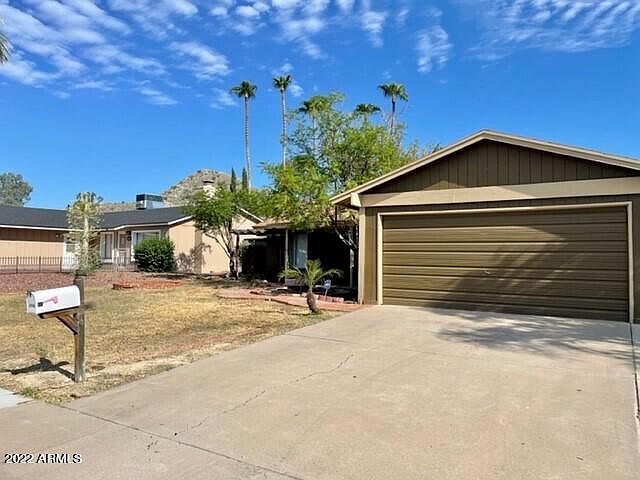 1st image of 2710 E Dahlia Dr