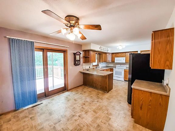 5th image of 2603 Ella Ln
