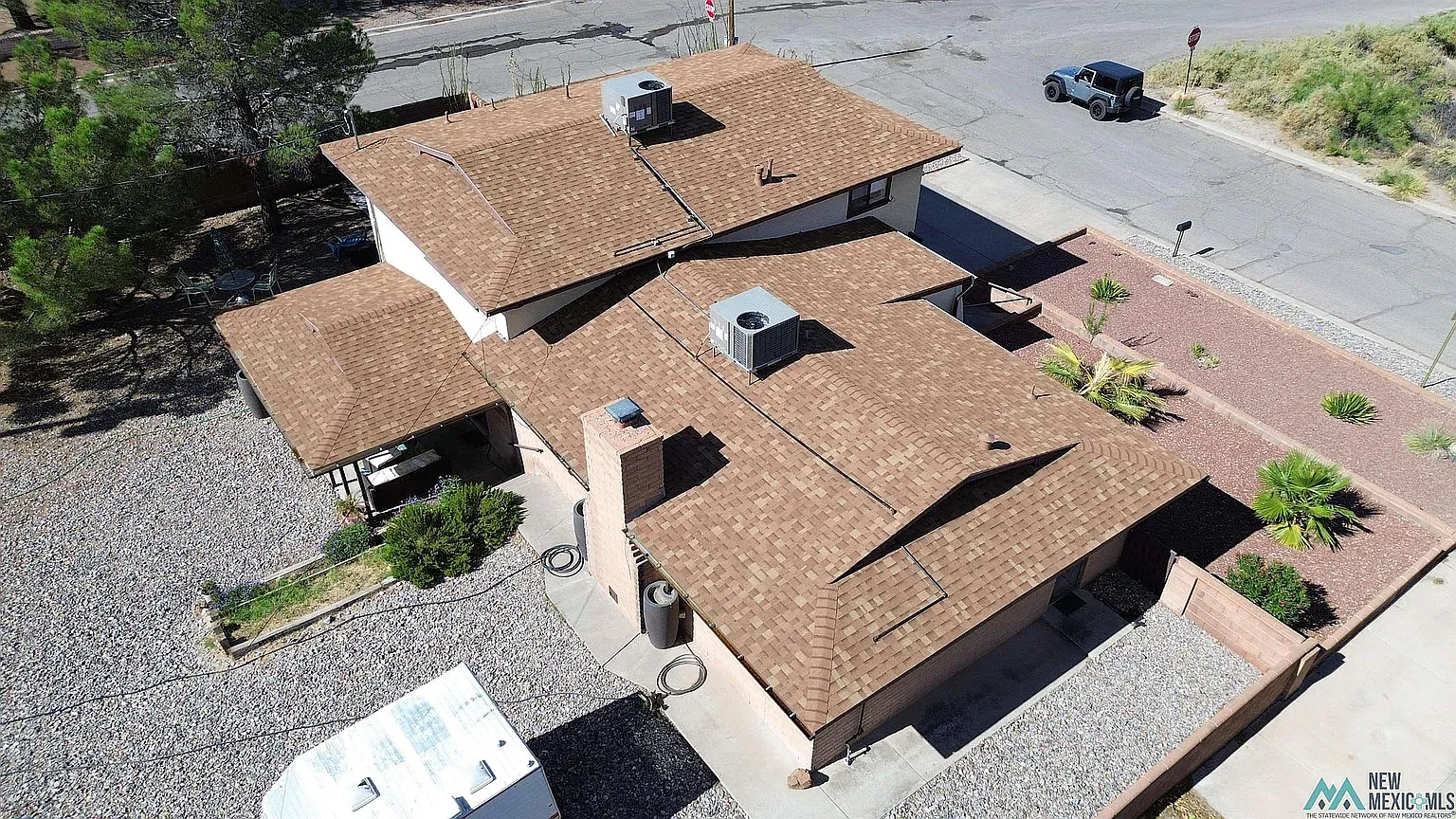 3 bed, 2088 sqft, $2,100 — Photo 3