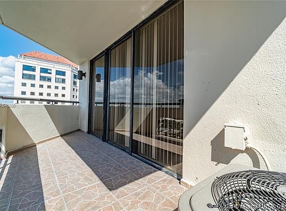 2nd image of 911 E Ponce De Leon Blvd APT 1103