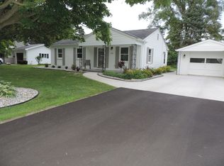 485 Fairoaks Dr, Saginaw, MI 48638