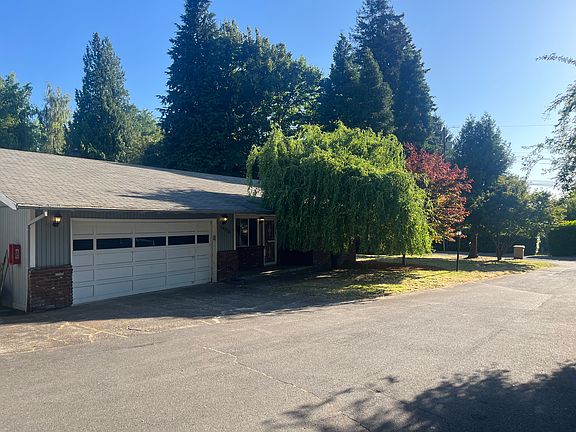 2nd image of 14026 SE Redwood Ave
