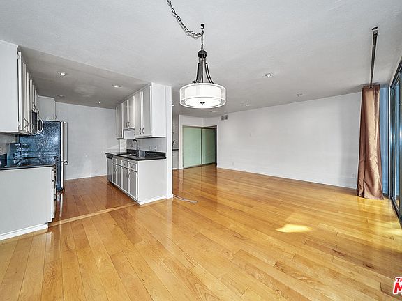 4th image of 1750 Camino Palmero St APT 338