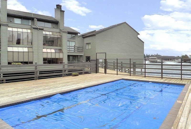 1st image of 4 Lake Bellevue Dr APT 109