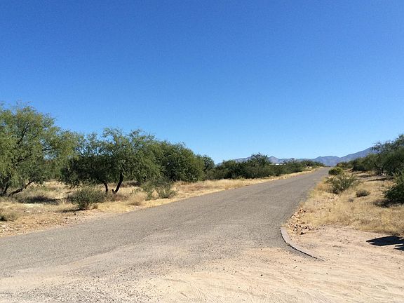 4th image of 4115 S Camino De La Canoa
