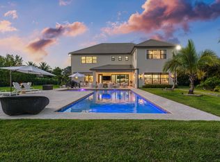 8208 SE Red Root Way, Jupiter, FL 33458