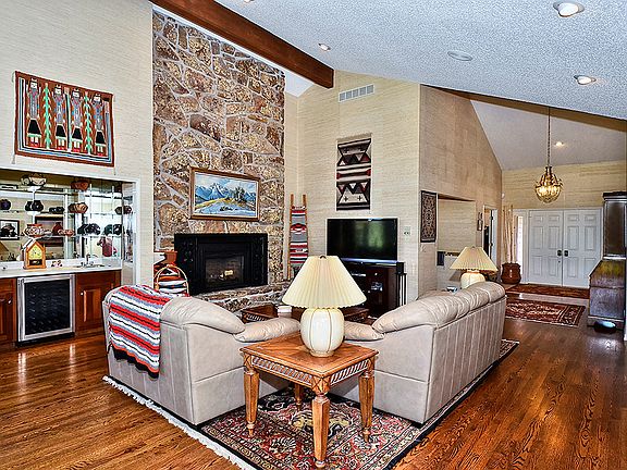 5th image of 3260 Camels Ridge Ln