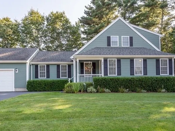 24 Elisha Dr, Middleboro, MA 02346