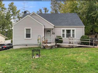 300 Hughes Ave, Des Moines, IA 50315