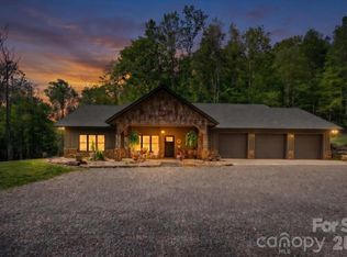 183 Mayfly Ct, Spruce Pine, NC 28777