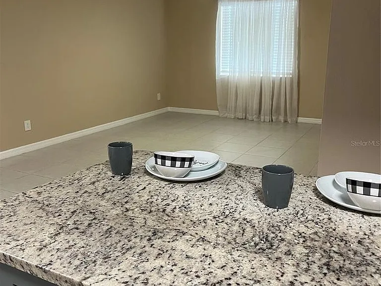 211 Thorn Tree Pl — Photo 11